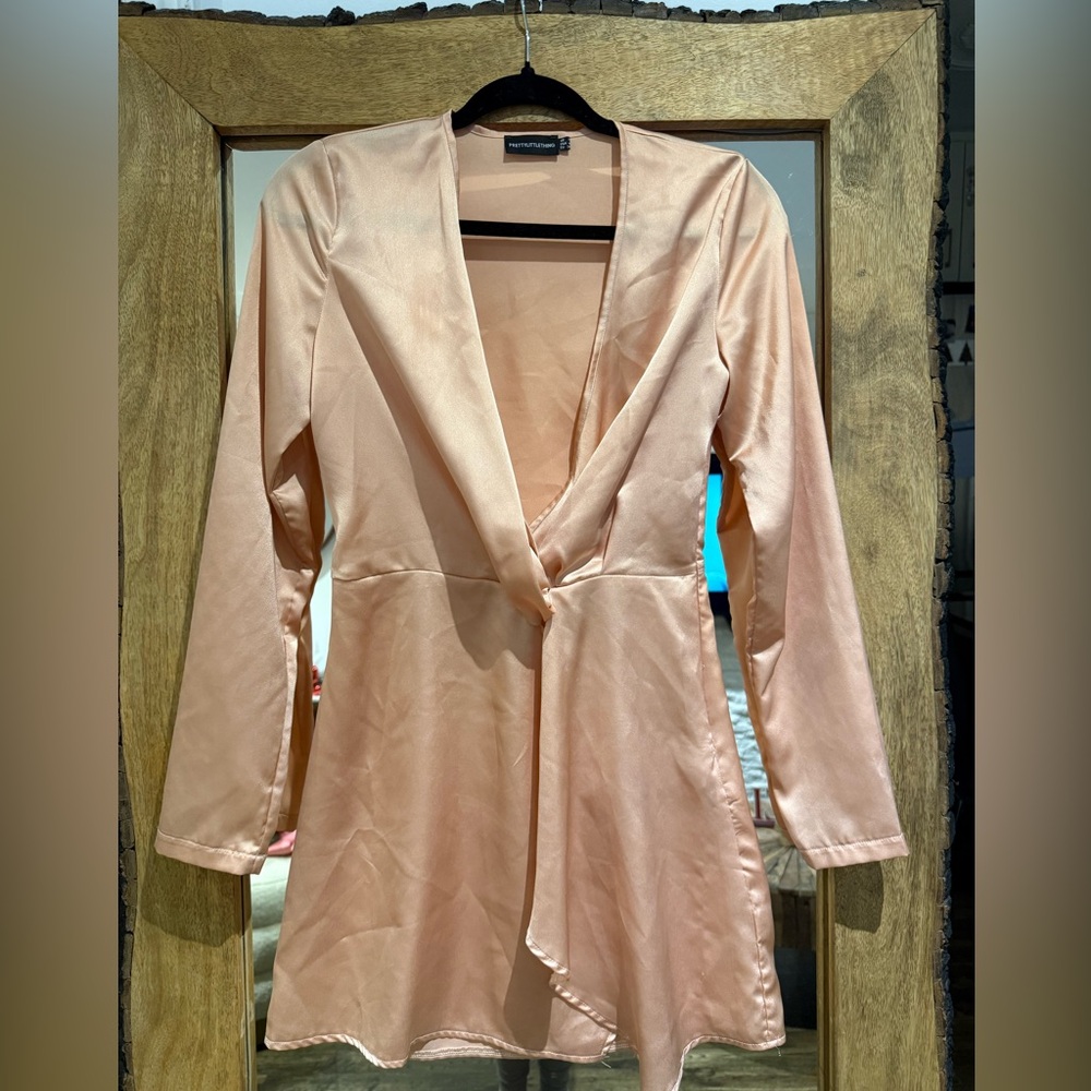 PrettyLittleThing Satin Dress - Peach
